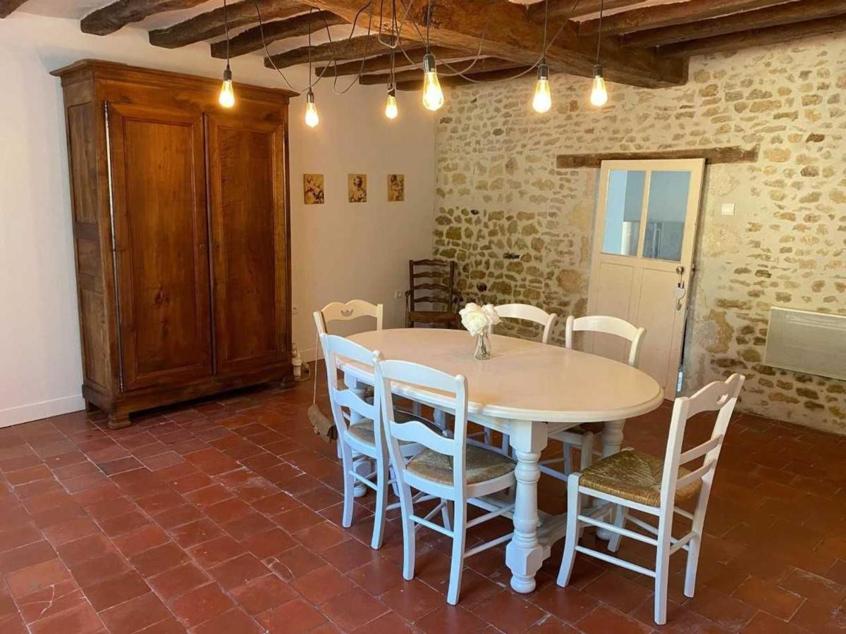 Maison De Village Avec Jardin, Parc Prive Et Box Fibre, Animaux Bienvenus, A 15 Min Du Mans - Fr-1-410-333 Mézières-sous-Lavardin المظهر الخارجي الصورة